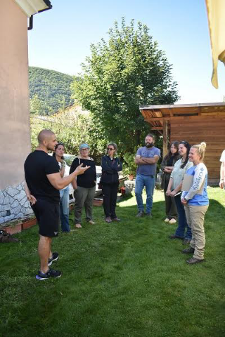 Pettorano sul Gizio - Biologhe statunitensi in visita alle Comunità a Misura d’Orso dell’Appennino centrale